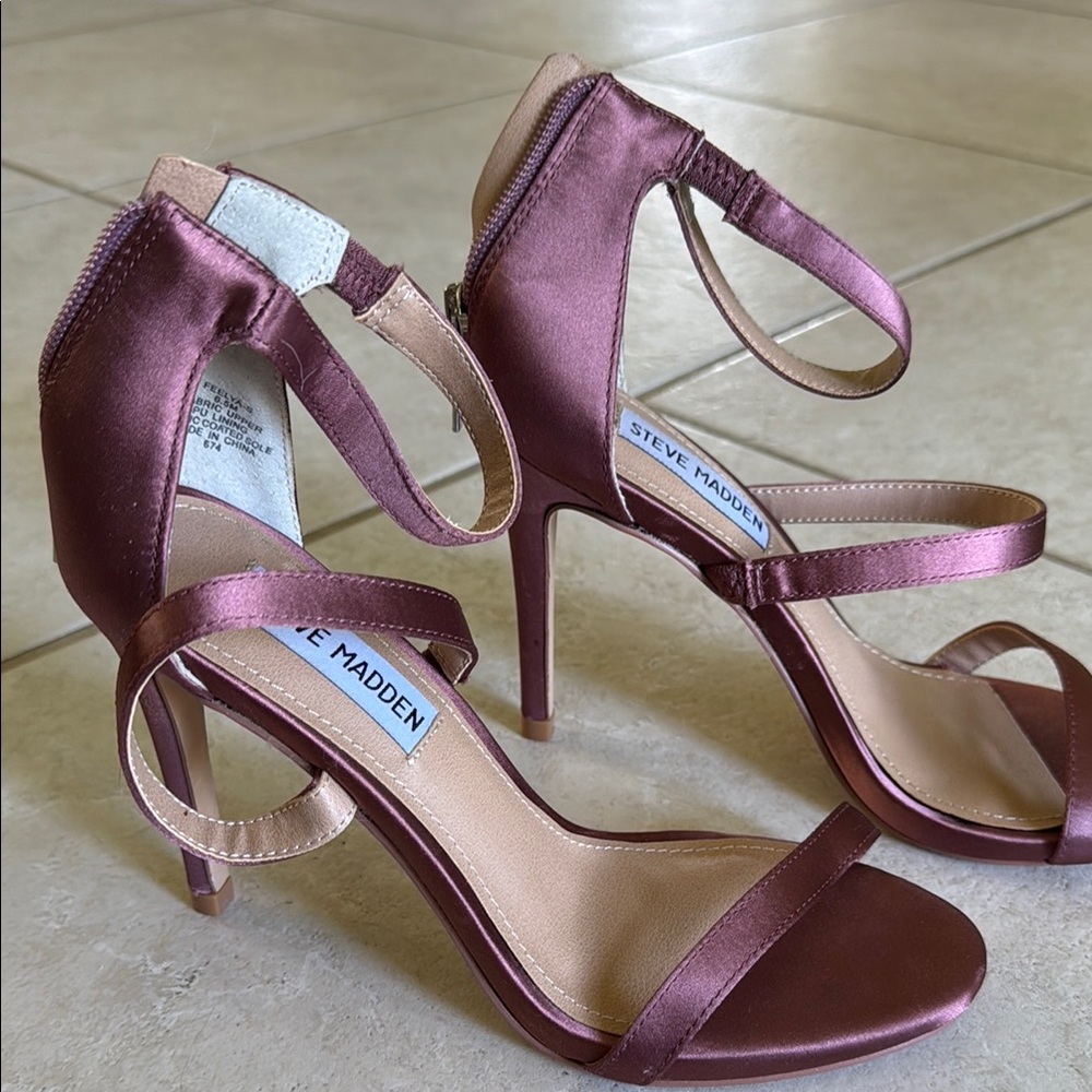 Steve Madden Women's Satin Heels - Burgundy